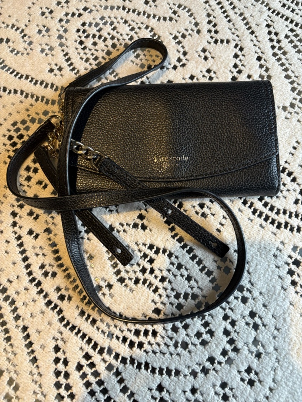 Kate Spade Pebbled Leather Crossbody Wallet